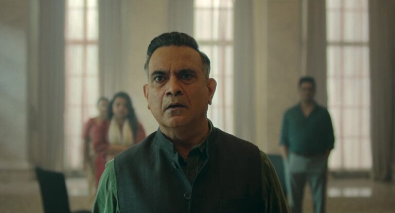 Aap Jaisa Koi (2025) 7